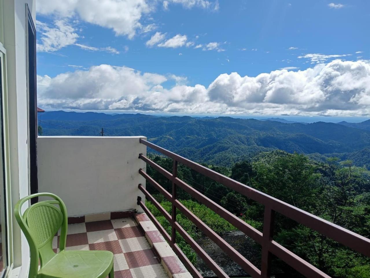 Sunny Pines Resort Lansdowne Esterno foto